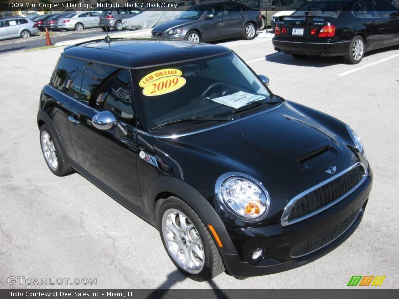 Midnight Black / Black/Grey 2009 Mini Cooper S Hardtop