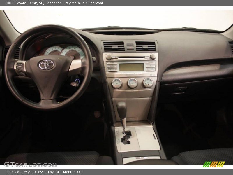 Magnetic Gray Metallic / Charcoal 2009 Toyota Camry SE