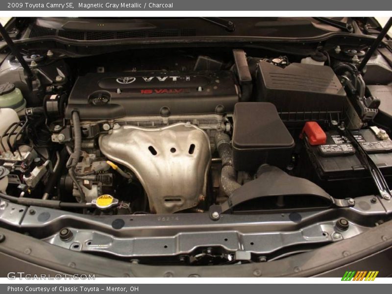 Magnetic Gray Metallic / Charcoal 2009 Toyota Camry SE