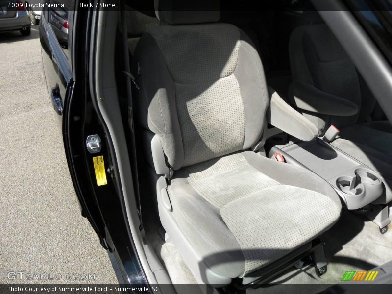 Black / Stone 2009 Toyota Sienna LE