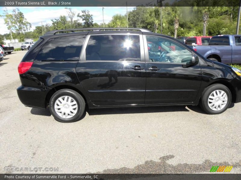 Black / Stone 2009 Toyota Sienna LE