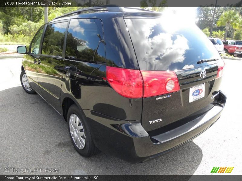 Black / Stone 2009 Toyota Sienna LE