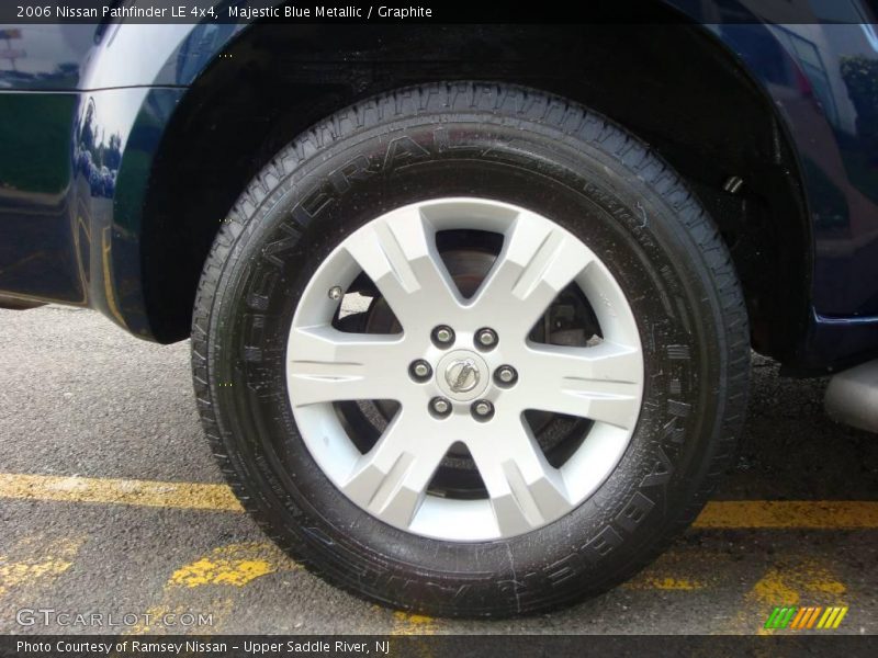 Majestic Blue Metallic / Graphite 2006 Nissan Pathfinder LE 4x4