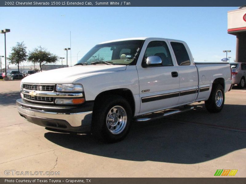 Summit White / Tan 2002 Chevrolet Silverado 1500 LS Extended Cab