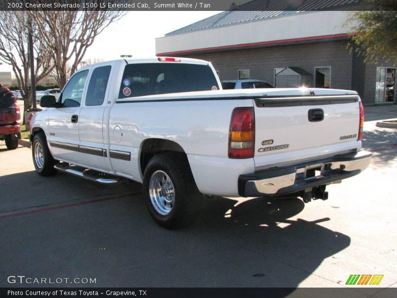 Summit White / Tan 2002 Chevrolet Silverado 1500 LS Extended Cab