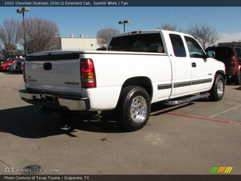 Summit White / Tan 2002 Chevrolet Silverado 1500 LS Extended Cab