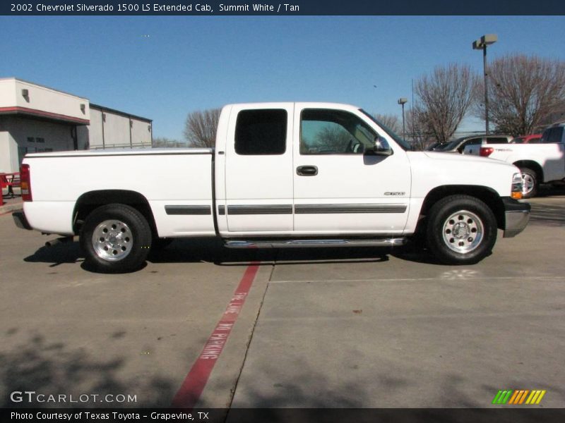 Summit White / Tan 2002 Chevrolet Silverado 1500 LS Extended Cab
