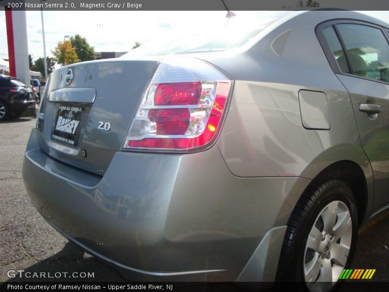 Magnetic Gray / Beige 2007 Nissan Sentra 2.0