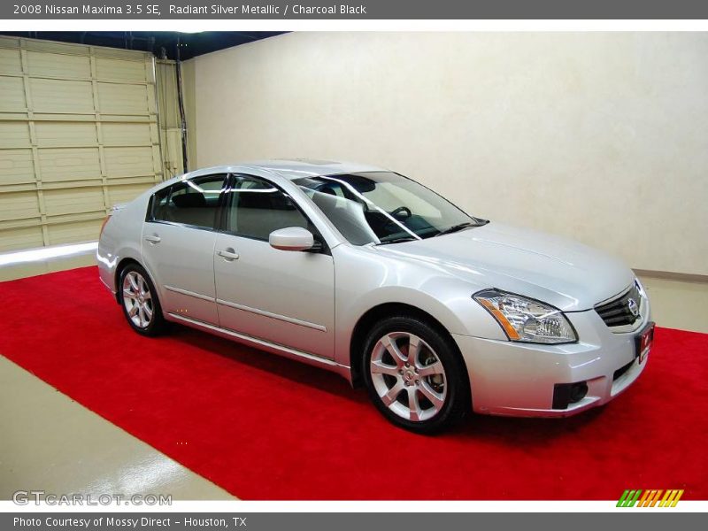Radiant Silver Metallic / Charcoal Black 2008 Nissan Maxima 3.5 SE
