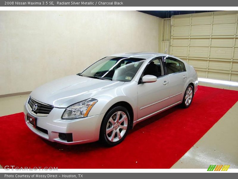 Radiant Silver Metallic / Charcoal Black 2008 Nissan Maxima 3.5 SE