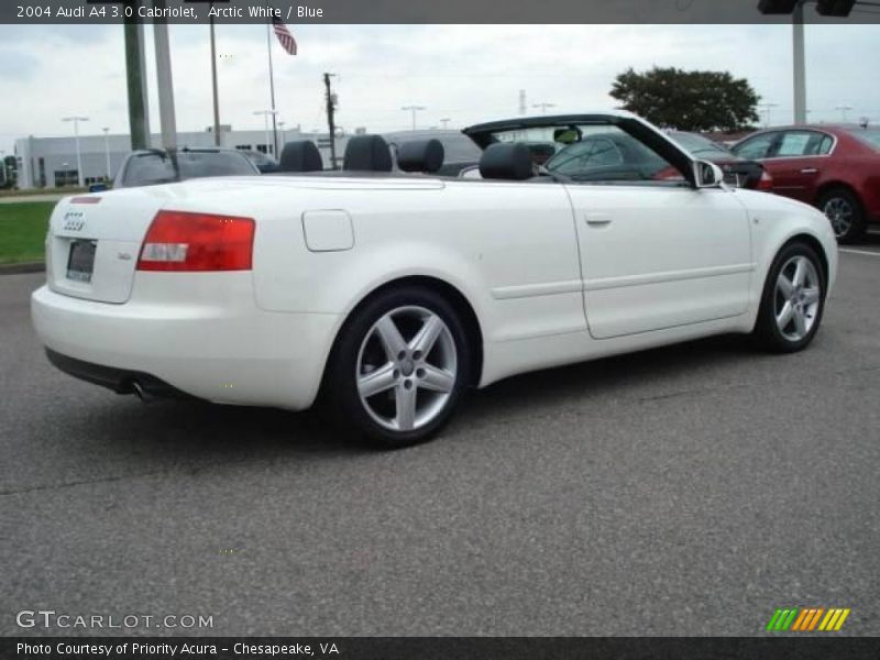 Arctic White / Blue 2004 Audi A4 3.0 Cabriolet