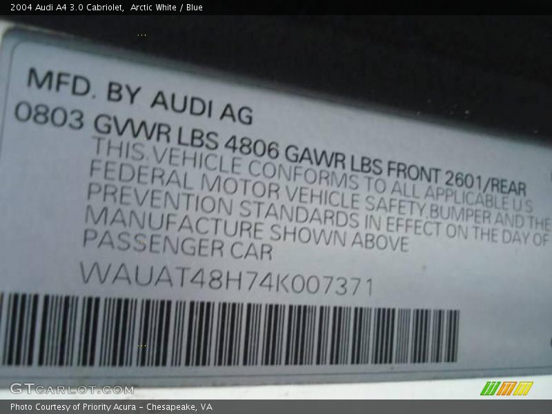 Arctic White / Blue 2004 Audi A4 3.0 Cabriolet