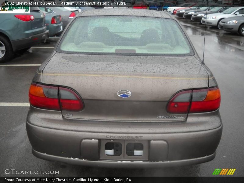 Medium Bronzemist Metallic / Neutral 2002 Chevrolet Malibu Sedan