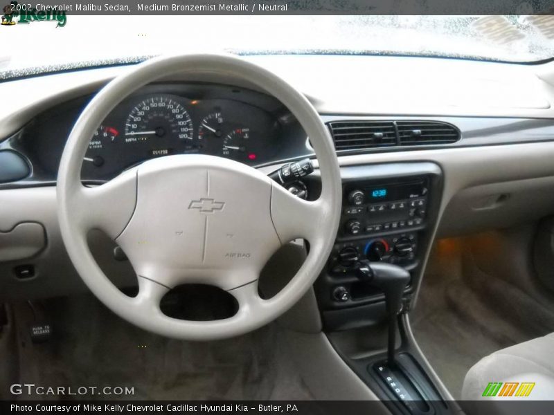 Medium Bronzemist Metallic / Neutral 2002 Chevrolet Malibu Sedan
