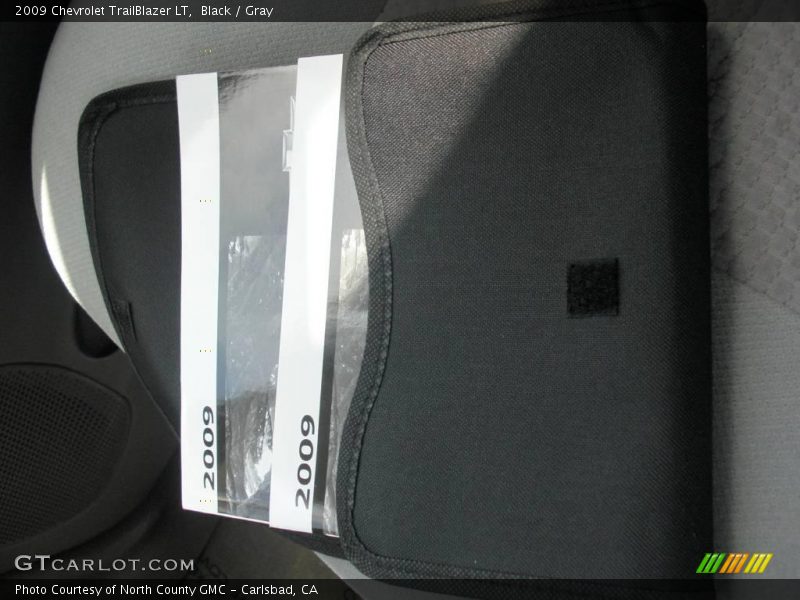 Black / Gray 2009 Chevrolet TrailBlazer LT