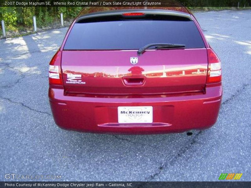 Inferno Red Crystal Pearl / Dark Slate Gray/Light Graystone 2007 Dodge Magnum SE