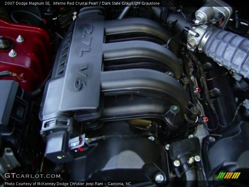 Inferno Red Crystal Pearl / Dark Slate Gray/Light Graystone 2007 Dodge Magnum SE