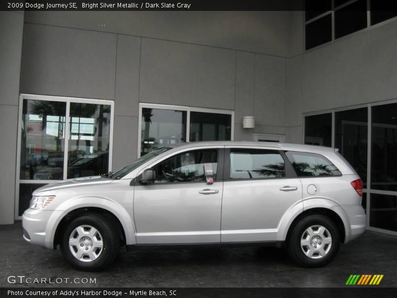 Bright Silver Metallic / Dark Slate Gray 2009 Dodge Journey SE