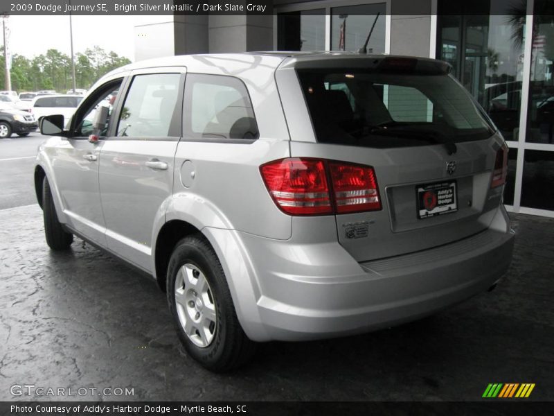 Bright Silver Metallic / Dark Slate Gray 2009 Dodge Journey SE