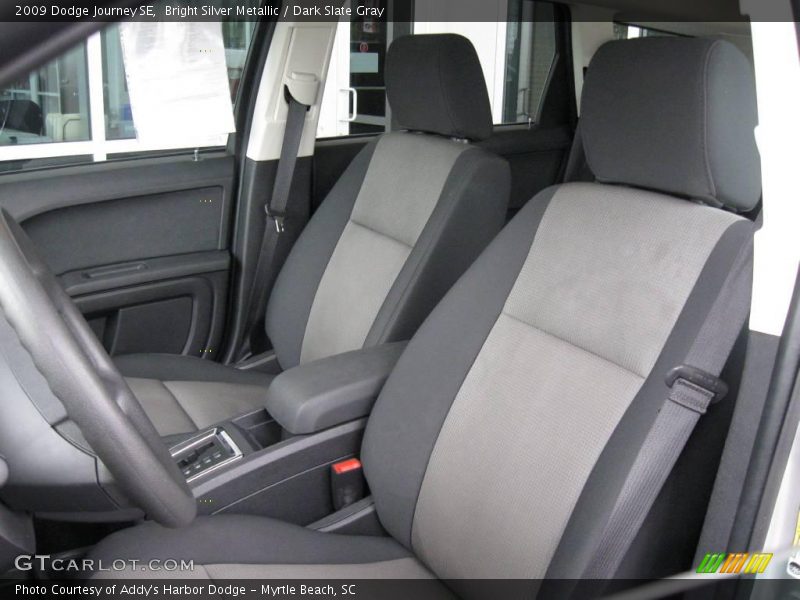 Bright Silver Metallic / Dark Slate Gray 2009 Dodge Journey SE