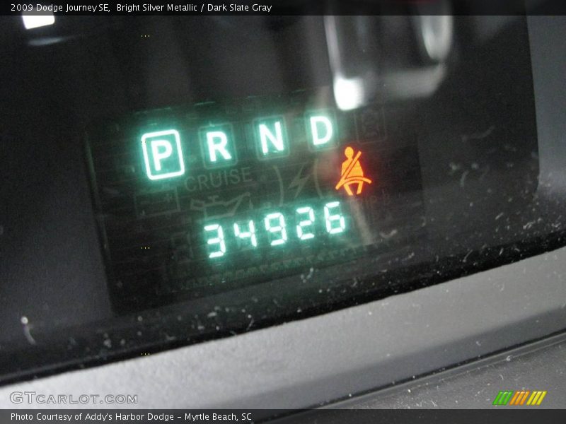 Bright Silver Metallic / Dark Slate Gray 2009 Dodge Journey SE