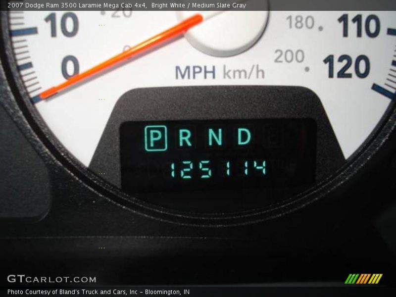 Bright White / Medium Slate Gray 2007 Dodge Ram 3500 Laramie Mega Cab 4x4
