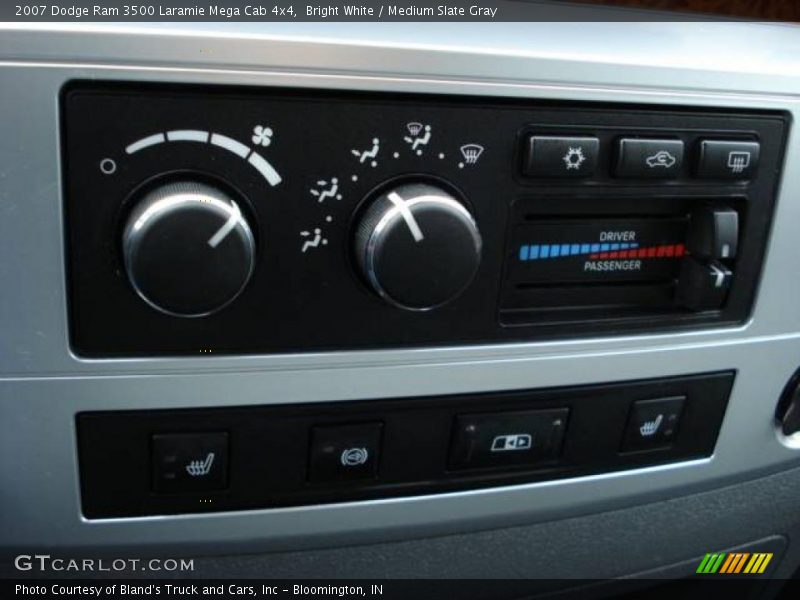 Bright White / Medium Slate Gray 2007 Dodge Ram 3500 Laramie Mega Cab 4x4