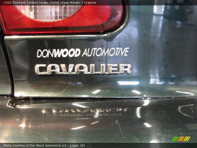 Forest Green Metallic / Graphite 2002 Chevrolet Cavalier Sedan