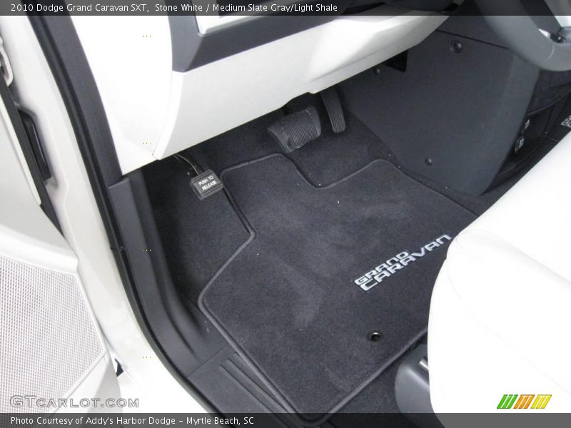 Stone White / Medium Slate Gray/Light Shale 2010 Dodge Grand Caravan SXT
