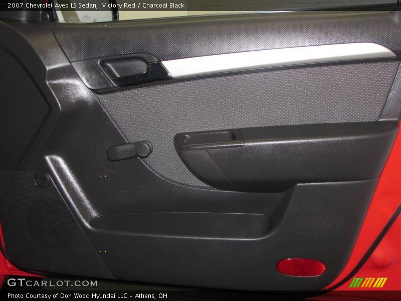 Victory Red / Charcoal Black 2007 Chevrolet Aveo LS Sedan