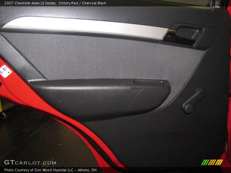 Victory Red / Charcoal Black 2007 Chevrolet Aveo LS Sedan