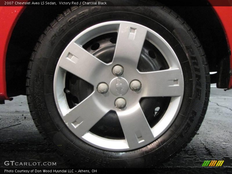 Victory Red / Charcoal Black 2007 Chevrolet Aveo LS Sedan