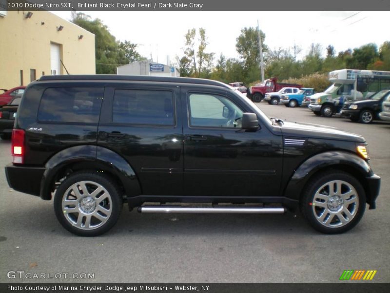 Brilliant Black Crystal Pearl / Dark Slate Gray 2010 Dodge Nitro SXT