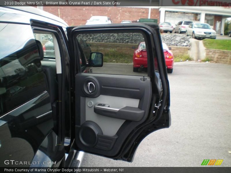 Brilliant Black Crystal Pearl / Dark Slate Gray 2010 Dodge Nitro SXT