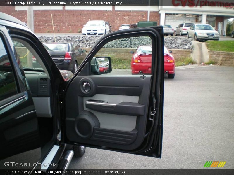 Brilliant Black Crystal Pearl / Dark Slate Gray 2010 Dodge Nitro SXT