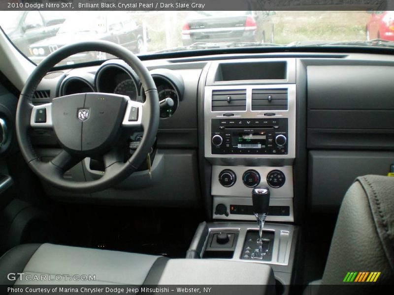 Brilliant Black Crystal Pearl / Dark Slate Gray 2010 Dodge Nitro SXT