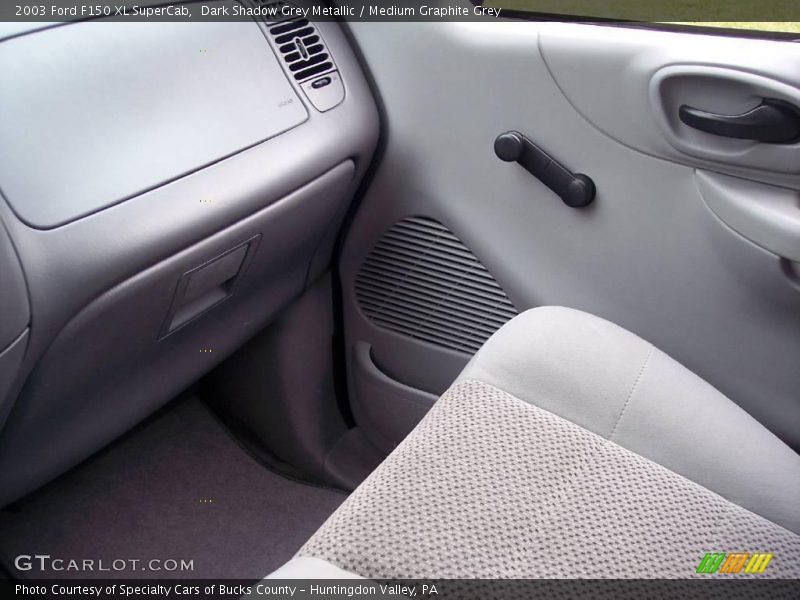 Dark Shadow Grey Metallic / Medium Graphite Grey 2003 Ford F150 XL SuperCab