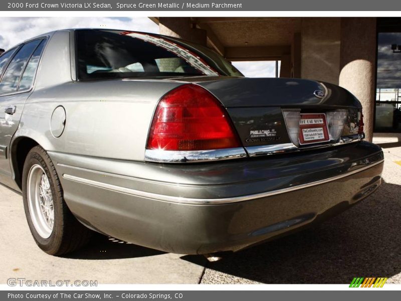Spruce Green Metallic / Medium Parchment 2000 Ford Crown Victoria LX Sedan