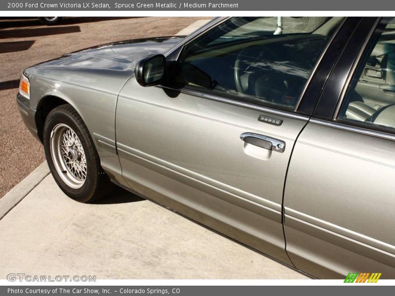 Spruce Green Metallic / Medium Parchment 2000 Ford Crown Victoria LX Sedan