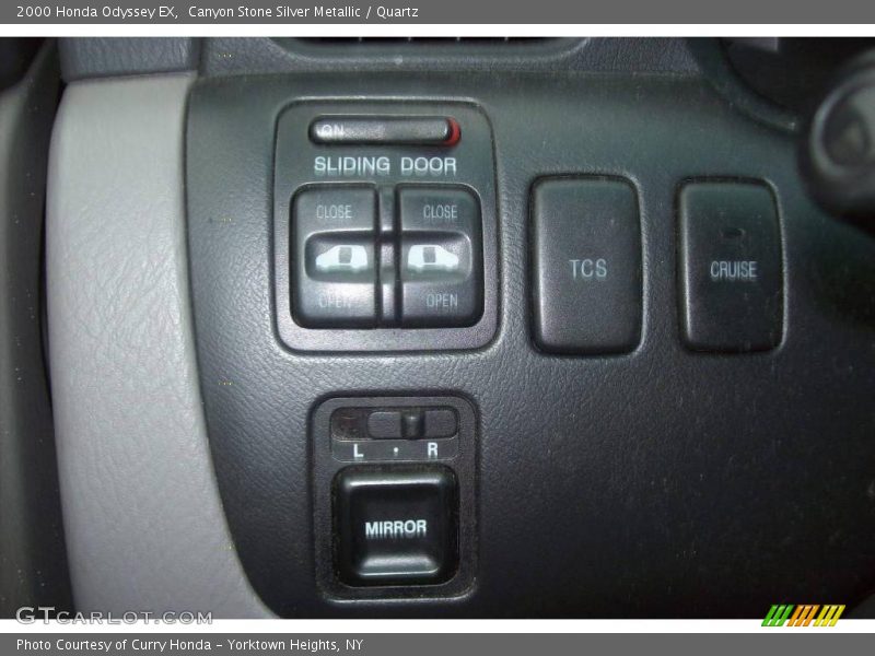 Canyon Stone Silver Metallic / Quartz 2000 Honda Odyssey EX