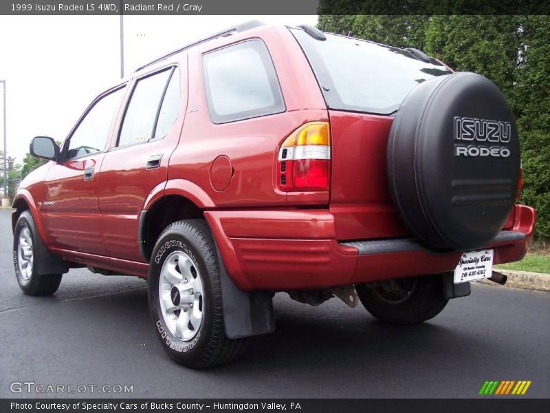 Radiant Red / Gray 1999 Isuzu Rodeo LS 4WD