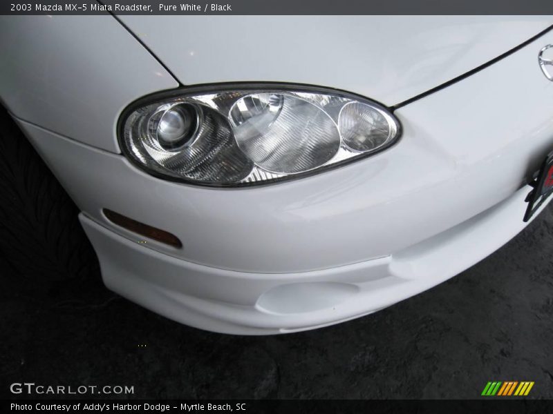 Pure White / Black 2003 Mazda MX-5 Miata Roadster