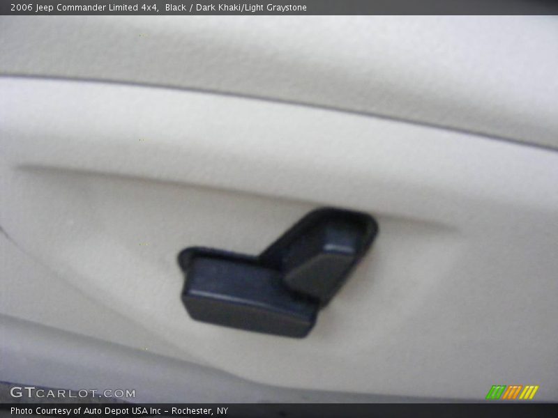 Black / Dark Khaki/Light Graystone 2006 Jeep Commander Limited 4x4