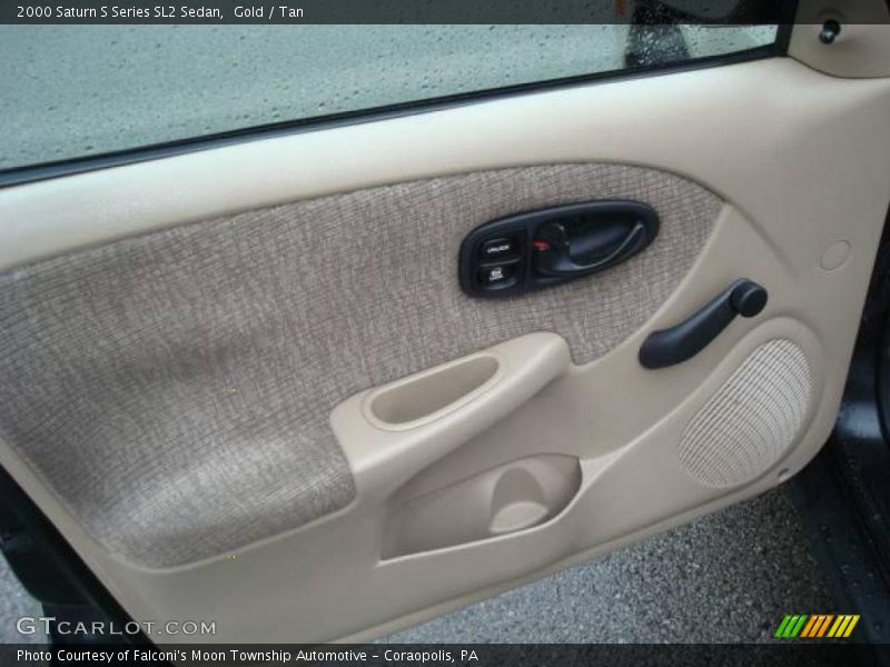 Gold / Tan 2000 Saturn S Series SL2 Sedan