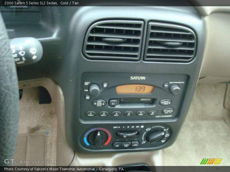 Gold / Tan 2000 Saturn S Series SL2 Sedan