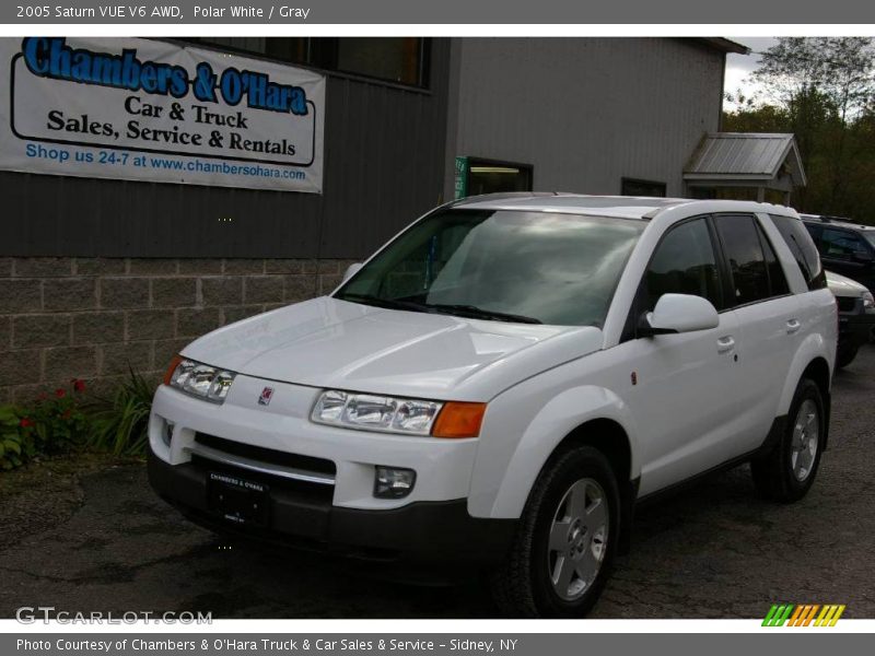 Polar White / Gray 2005 Saturn VUE V6 AWD