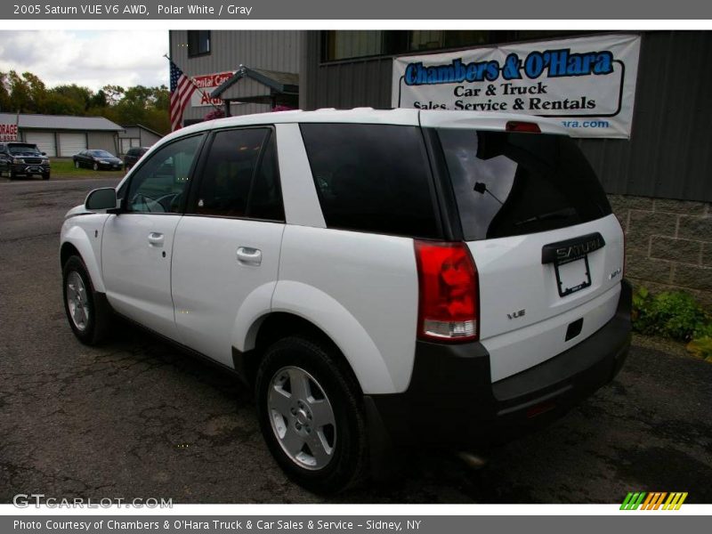 Polar White / Gray 2005 Saturn VUE V6 AWD