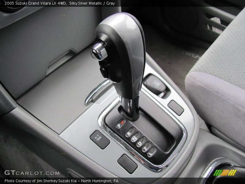 Silky Silver Metallic / Gray 2005 Suzuki Grand Vitara LX 4WD