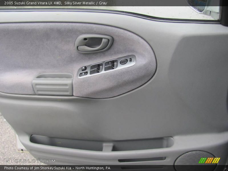 Silky Silver Metallic / Gray 2005 Suzuki Grand Vitara LX 4WD