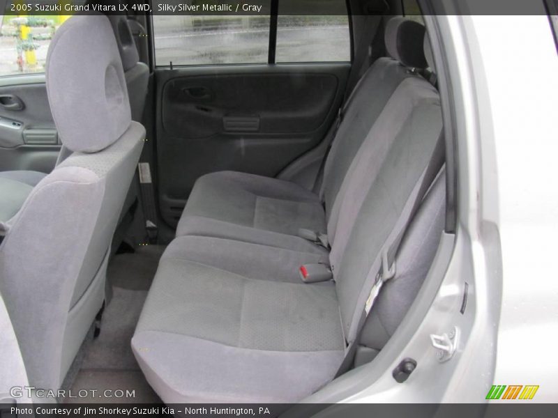 Silky Silver Metallic / Gray 2005 Suzuki Grand Vitara LX 4WD